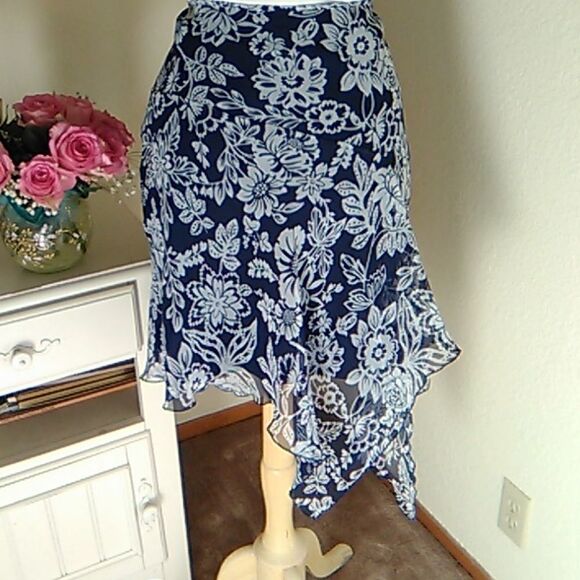 Lucy Pereda Handkerchief Hem Skirt - Picture 1 of 10